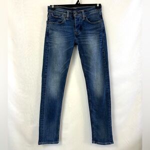 Levi's 511 Slim-Fit Mens Jeans in a Medium Blue Wash 28X32